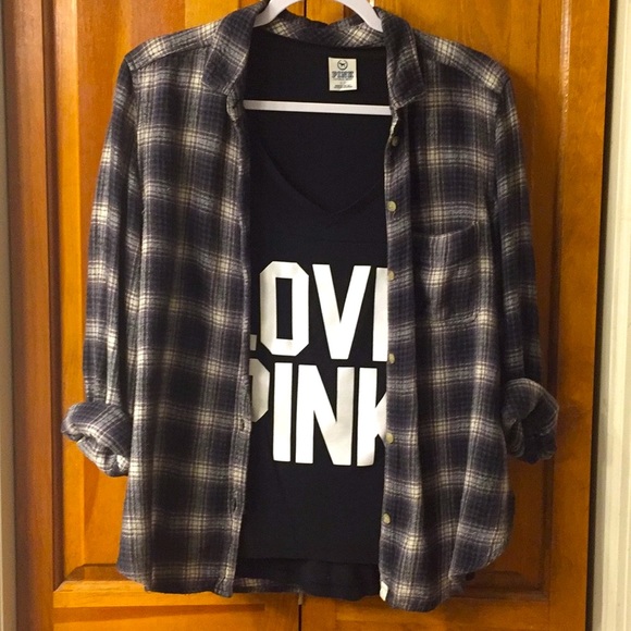 3/4 LENGTH V NECK 🖤 - Picture 2 of 3